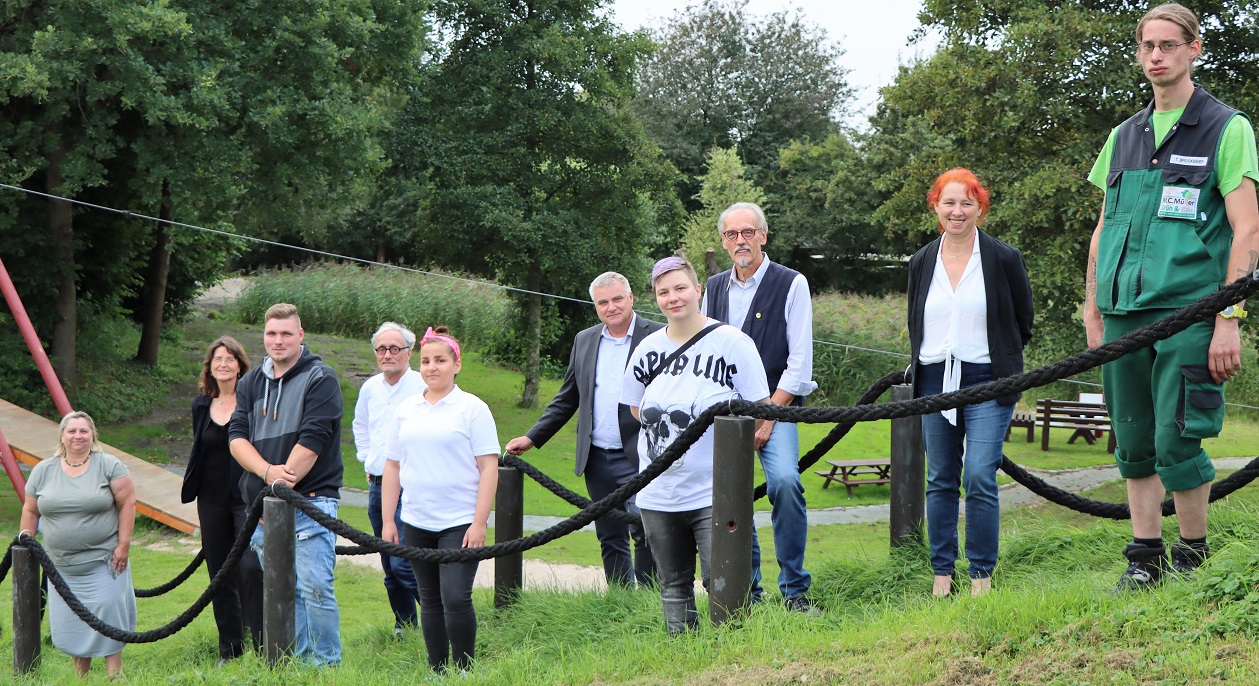 Gruppenfoto Abschluss der Werkerauszubildende