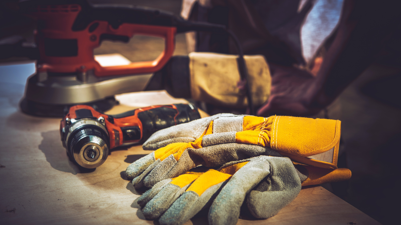 Umbau Werkstatt Jever Werkzeug Handschuhe